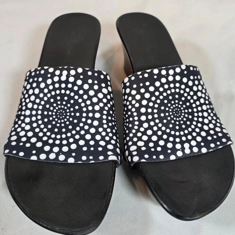 OneSole Interchangeable Wedge‎ Sandals Black Size 7 with 5 Tops Travel Cruise